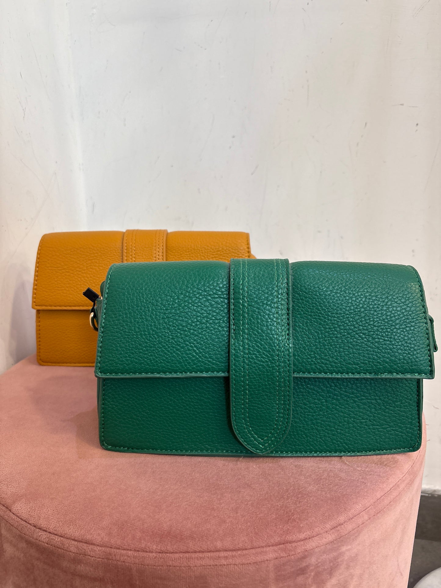 Borsa Aurora