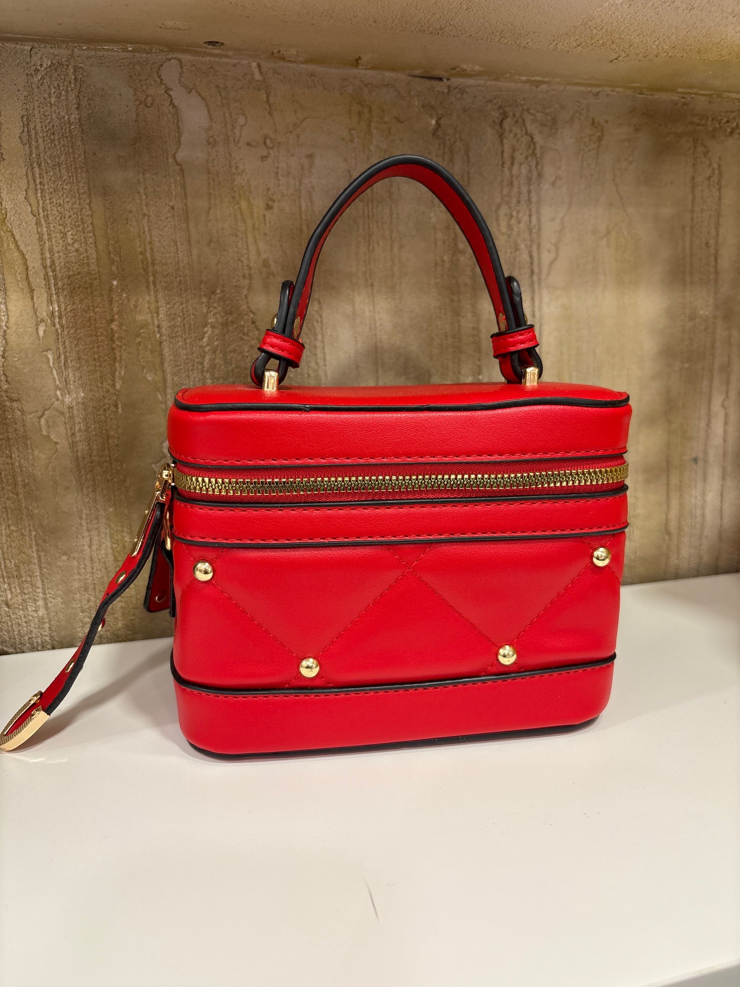 Borsa Carlitas