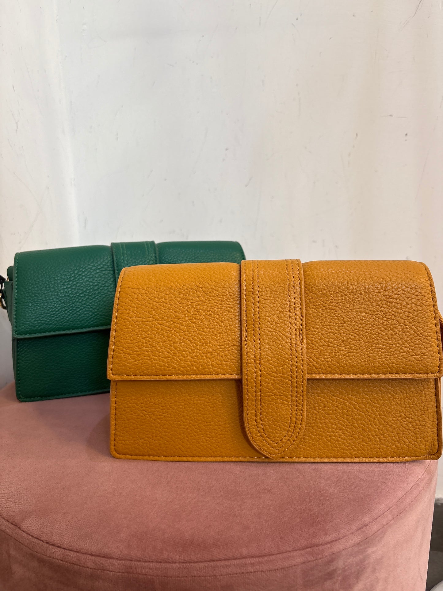 Borsa Aurora