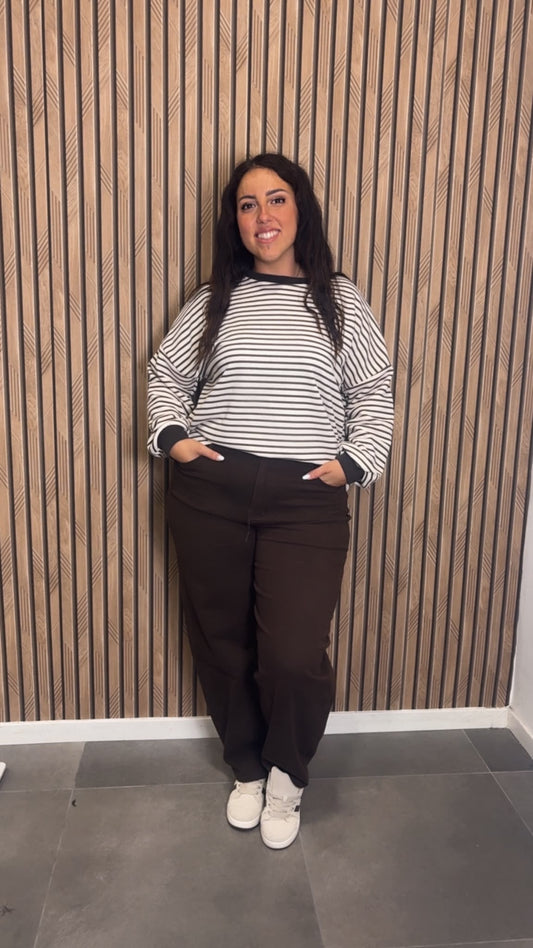 Felpa Brown Curvy