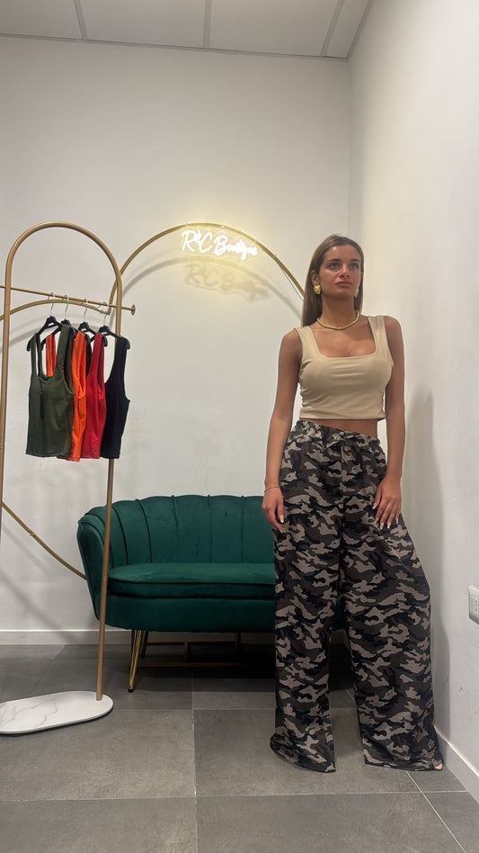 Pantalone a palazzo militare