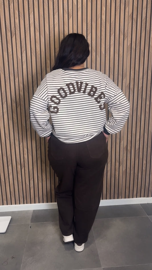 Felpa Brown Curvy