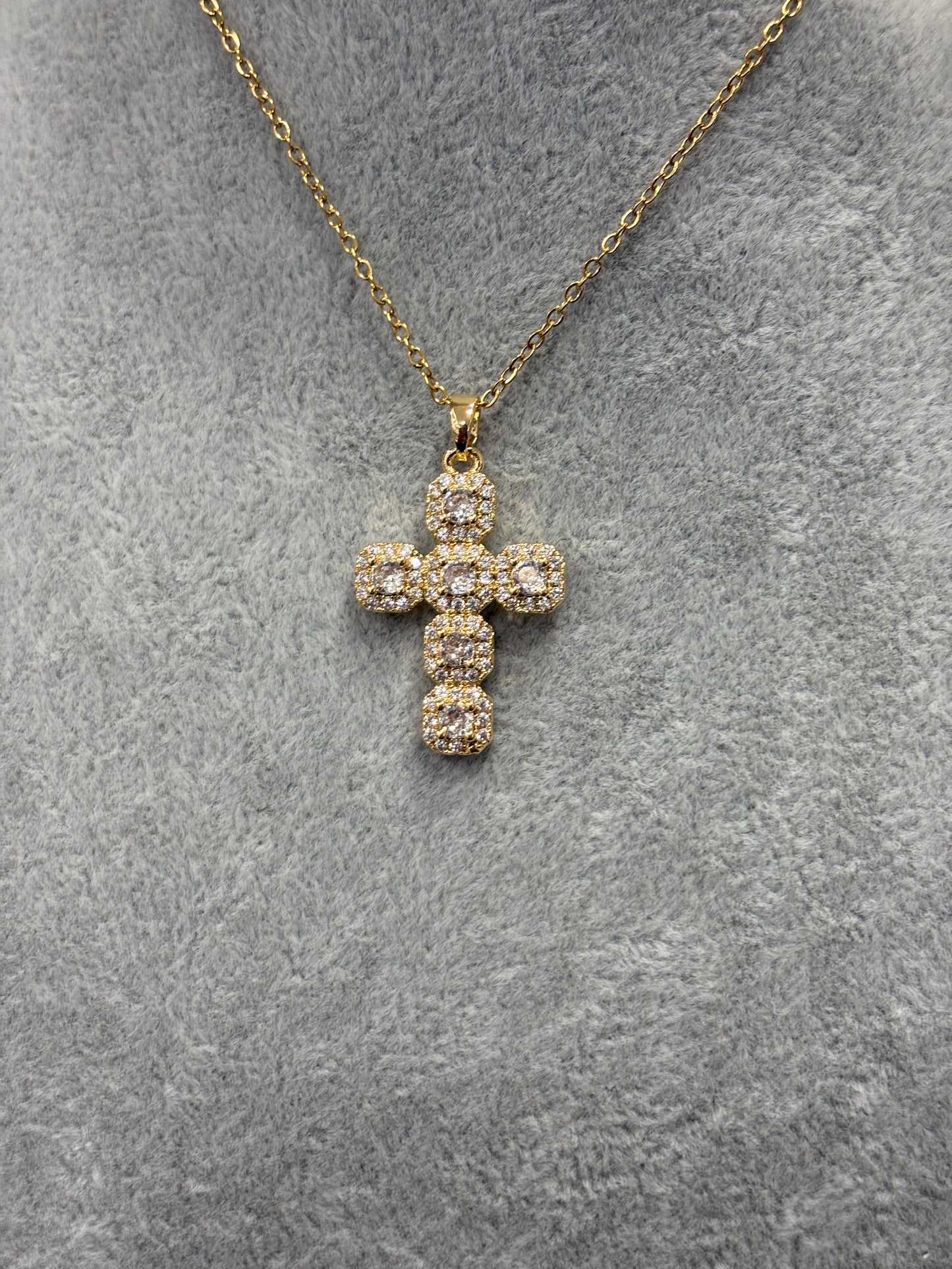 Collana Croce